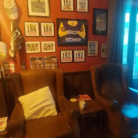 Pensión D'hotes Le Cycliste *